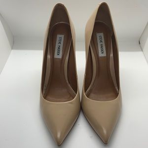 STEVE MADDEN PROTO NUDE PUMPS
